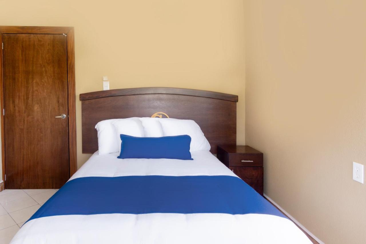 Grand View Suites Manzanillo Esterno foto