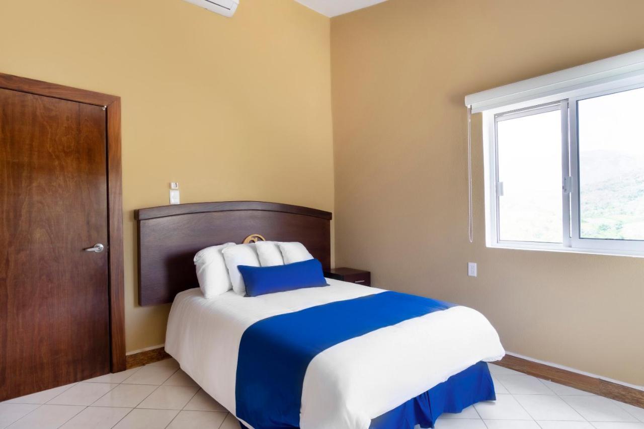 Grand View Suites Manzanillo Esterno foto